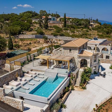 Gagouinos Cottage Korithion Luaran gambar