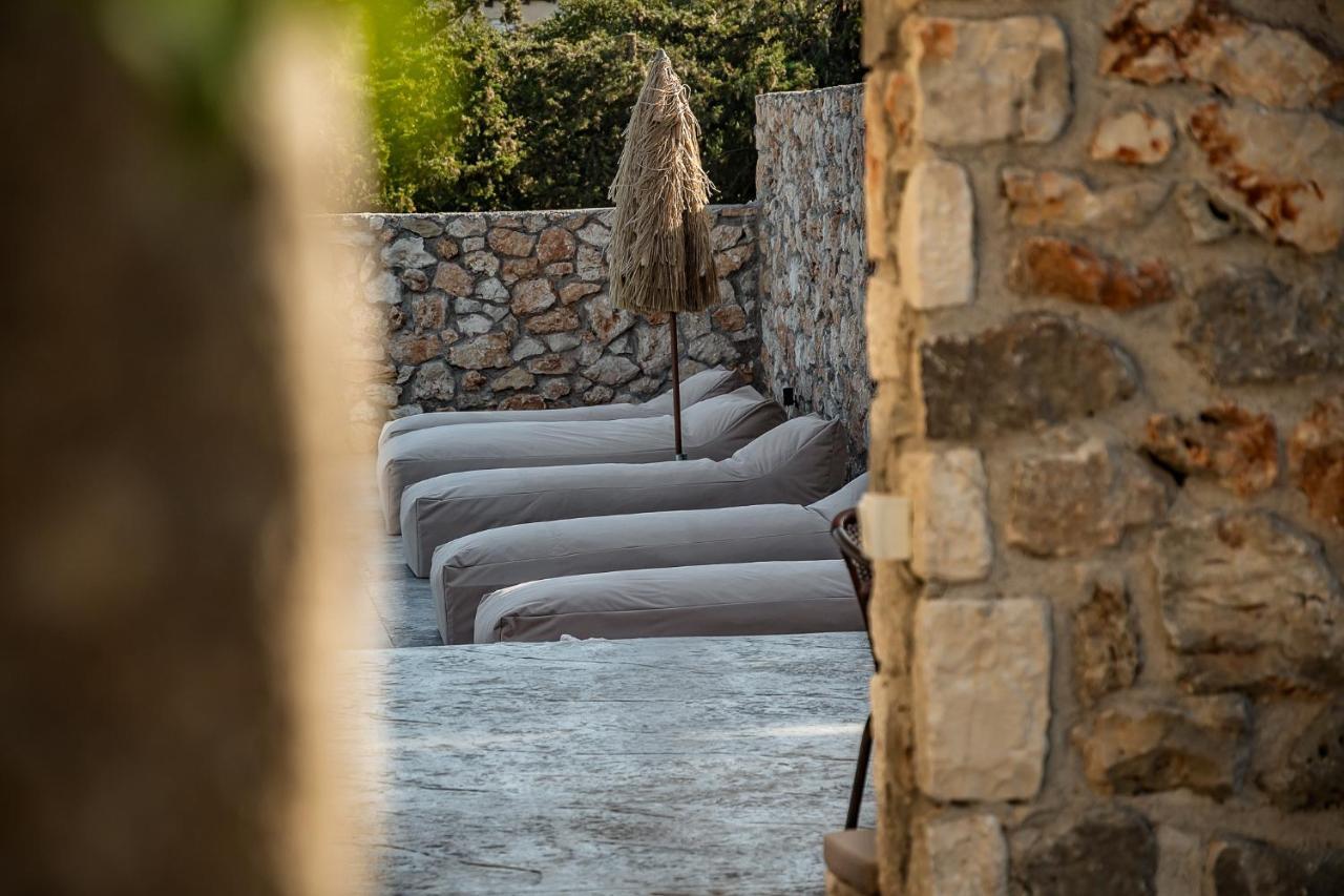 Gagouinos Cottage Korithion Luaran gambar