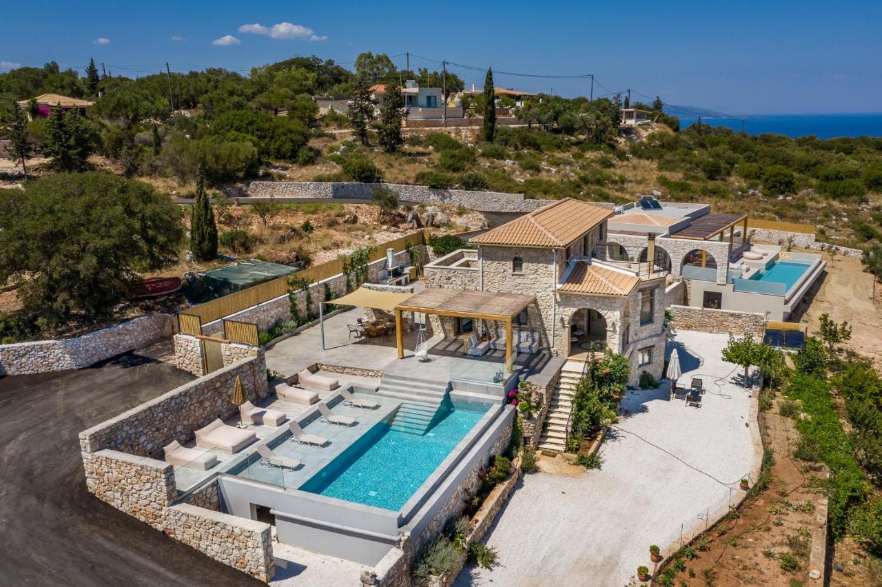 Gagouinos Cottage Korithion Luaran gambar