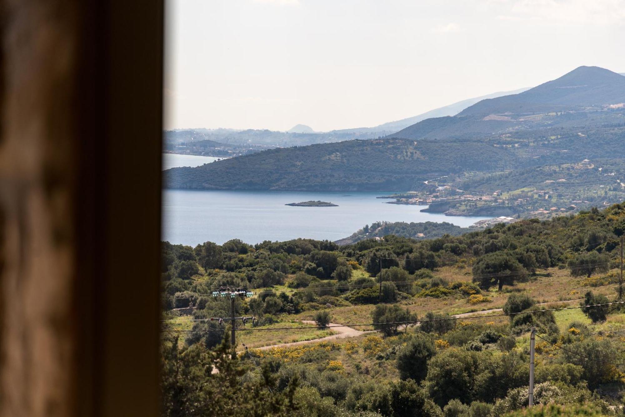 Gagouinos Cottage Korithion Luaran gambar