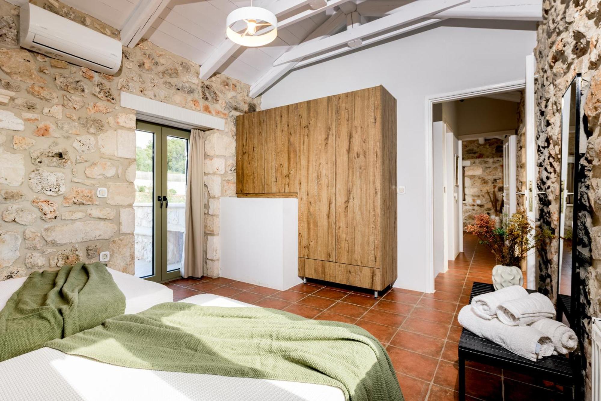 Gagouinos Cottage Korithion Luaran gambar