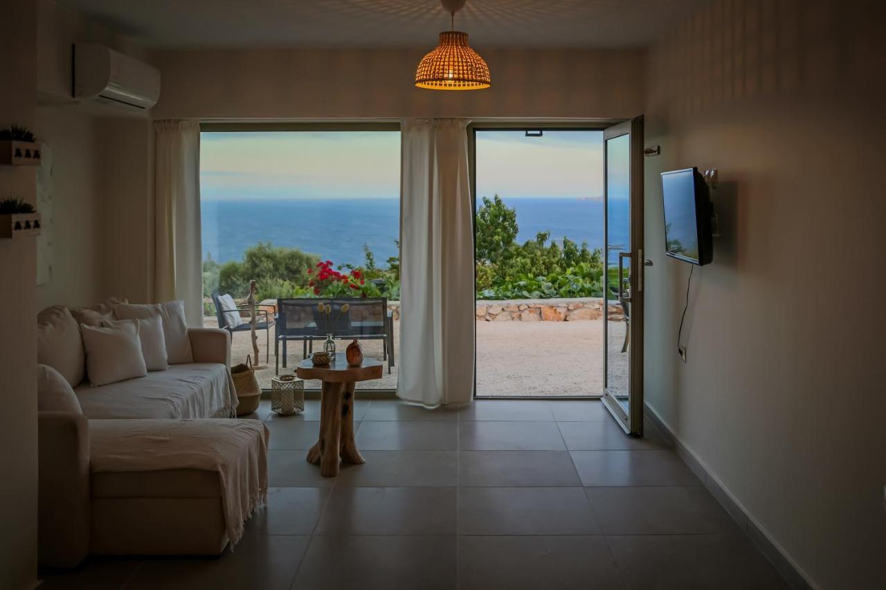 Gagouinos Cottage Korithion Luaran gambar