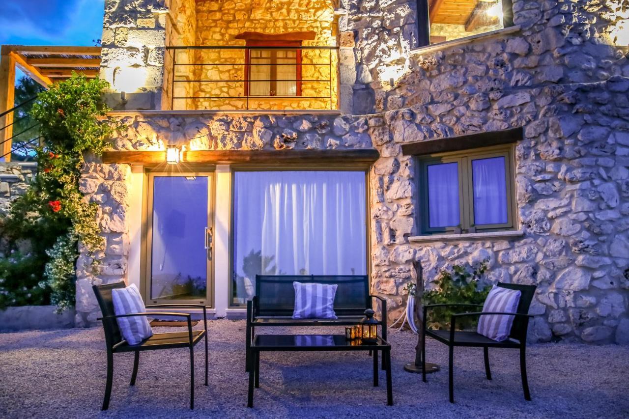 Gagouinos Cottage Korithion Luaran gambar